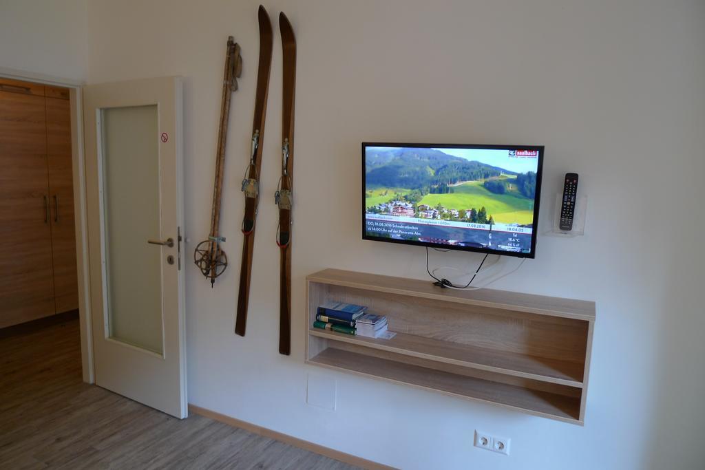 Ferienwohnung Loitfelder-Pang Saalbach Exterior foto