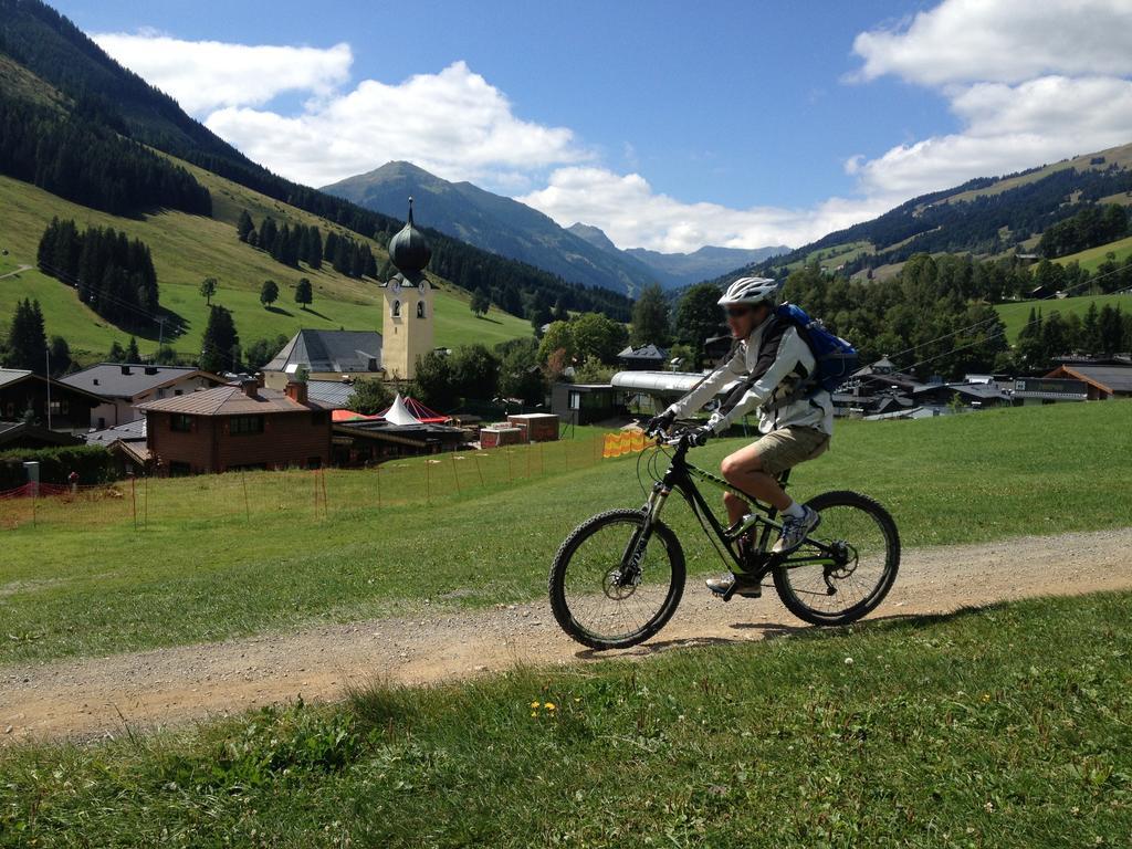 Ferienwohnung Loitfelder-Pang Saalbach Exterior foto